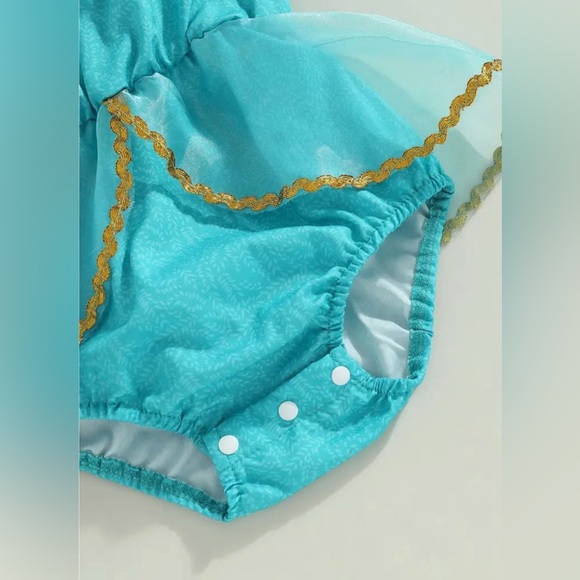 NIP Disney’s Princess Jasmine Baby Outfit/ Costume size 12-18 mo - Picture 3 of 4